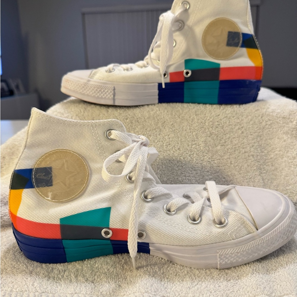 New Women’s Size 7 Converse Chuck Taylor All Star High Space Racer 165092C - Picture 9 of 9